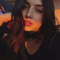 Портрет фотографа (аватар) Liza Larionova