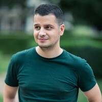 Портрет фотографа (аватар) Rezmerita Cristian