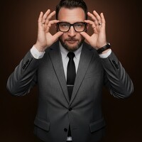 Портрет фотографа (аватар) Дмитрий Шпуров