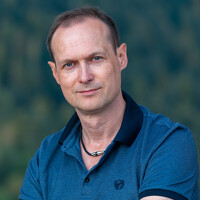 Портрет фотографа (аватар) Матвеев Дмитрий