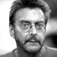 Портрет фотографа (аватар) Дмитрий Назаров