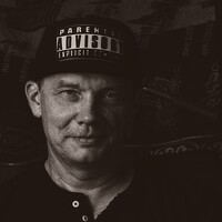 Портрет фотографа (аватар)  Валерий (Vallehriy)