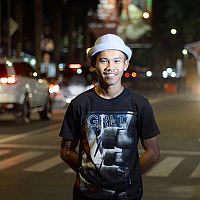 Портрет фотографа (аватар) Hindra Komara (Bahasa)