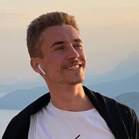 Иван Кирсанов